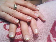 koleganőm ANETT körmei zselével erősítve